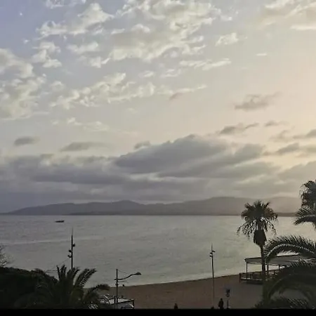 Vue Et Vieux Port Saint-raphael Parking Lejlighed *